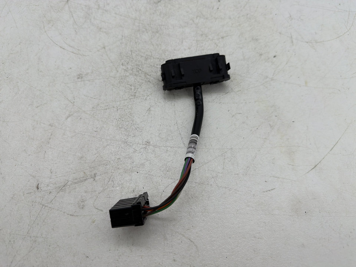 2009 Harley Street Glide Touring FLHX OEM Dash Indicator Lamp Wire Plug In