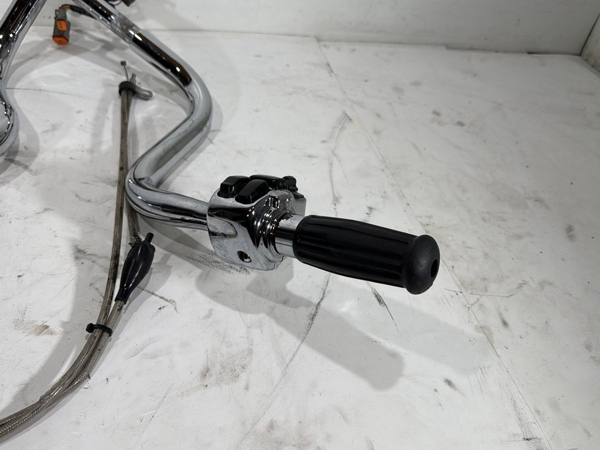 04 Harley Road King Touring Classic OEM Handlebars Left Right Switches Controls