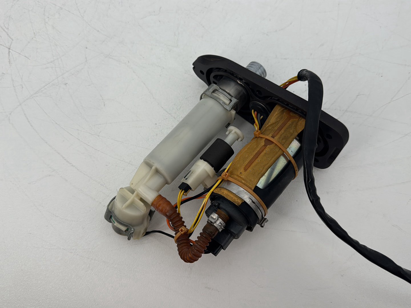 2009 Harley Sportster XL1200 1200 Low OEM Fuel Pump Gas Gasoline Petrol Sending