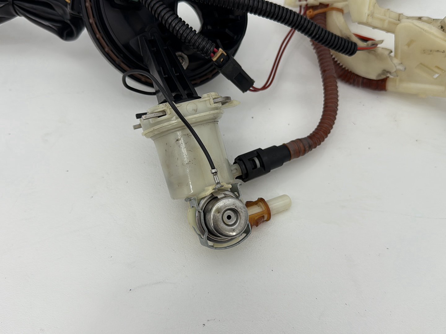 2007 - 2011 Harley-Davidson Touring Street Glide Gas Gasoline Fuel Petrol Pump Sending 62908-08