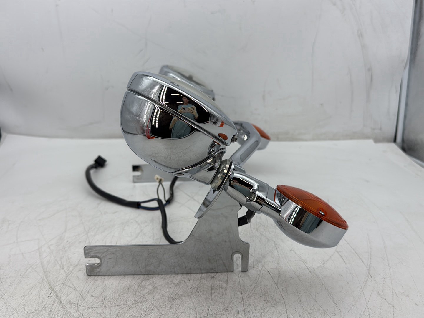 2005 Harley Electra Glide Touring Ultra FLHTCUI OEM Front Turn Signal Indicators Aux Light Bar