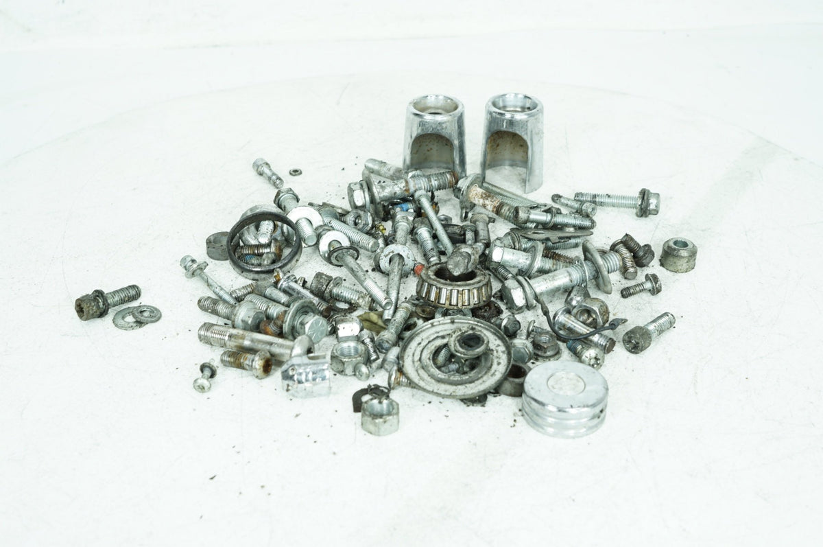 2005 Harley-Davidson Dyna FXDL - Hardware Bolts Nuts & Brackets