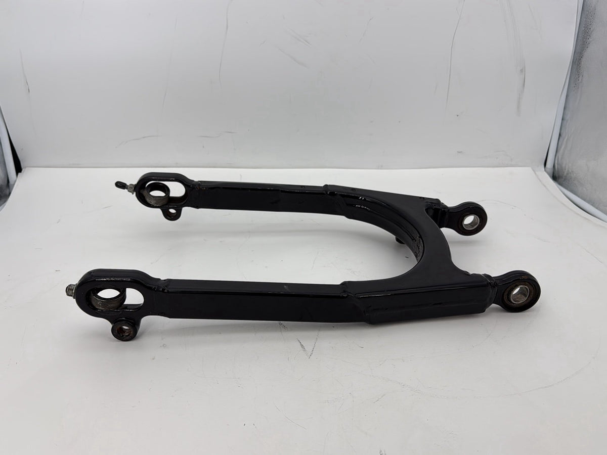 2009 Harley Sportster XL1200C 1200 Custom OEM Rear Fork Swingarm Swing Arm