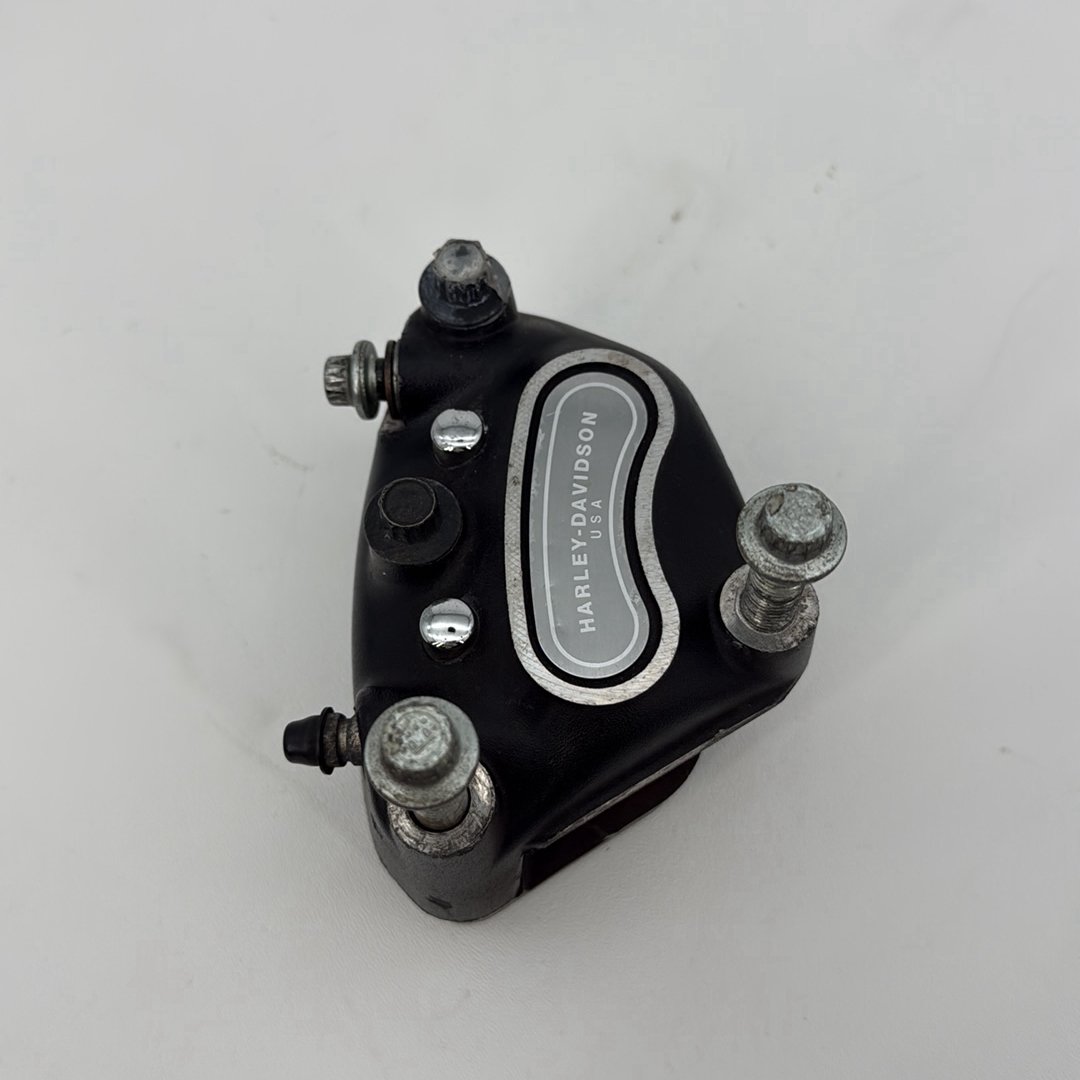 2007 - 2012 Harley-Davidson Touring Street Glide Front Left 1 Brake Caliper  	44046-00D