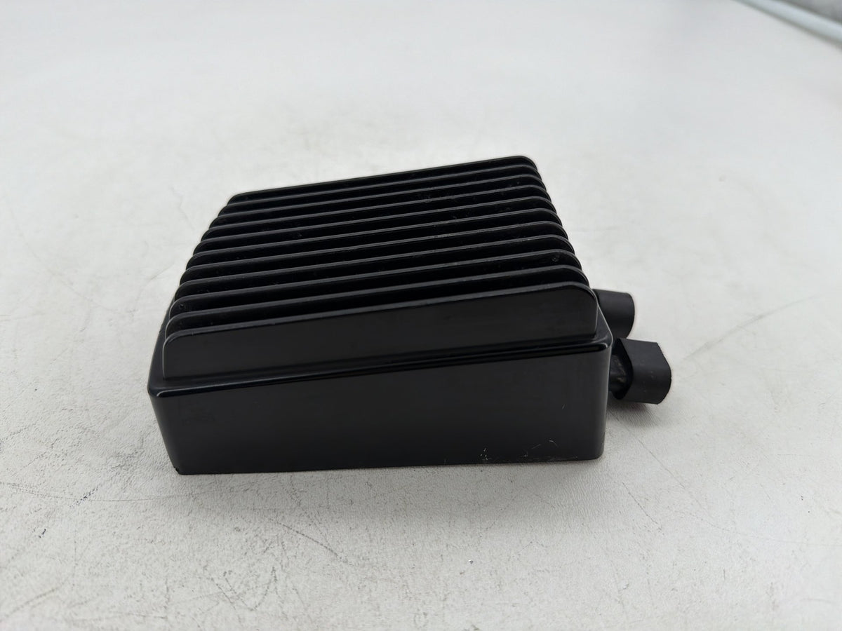 2014 Harley Electra Glide Touring Voltage Regulator Rectifier Drag Specialties