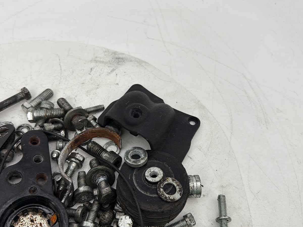 2000 Harley-Davidson Touring FLHTCI- Hardware Bolts Nuts & Brackets