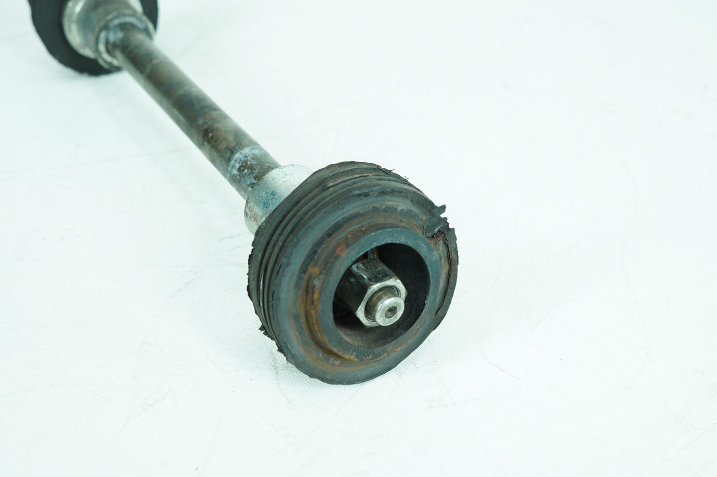 1999 - 2006 Harley-Davidson Touring Electra Glide Classic Rear Fork Swingarm Pivot Bolt Shaft 47505-02