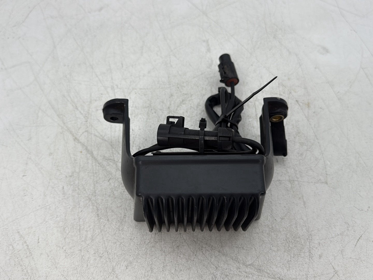 2005 Harley Electra Glide Touring Ultra FLHTCUI OEM Voltage Regulator Rectifier