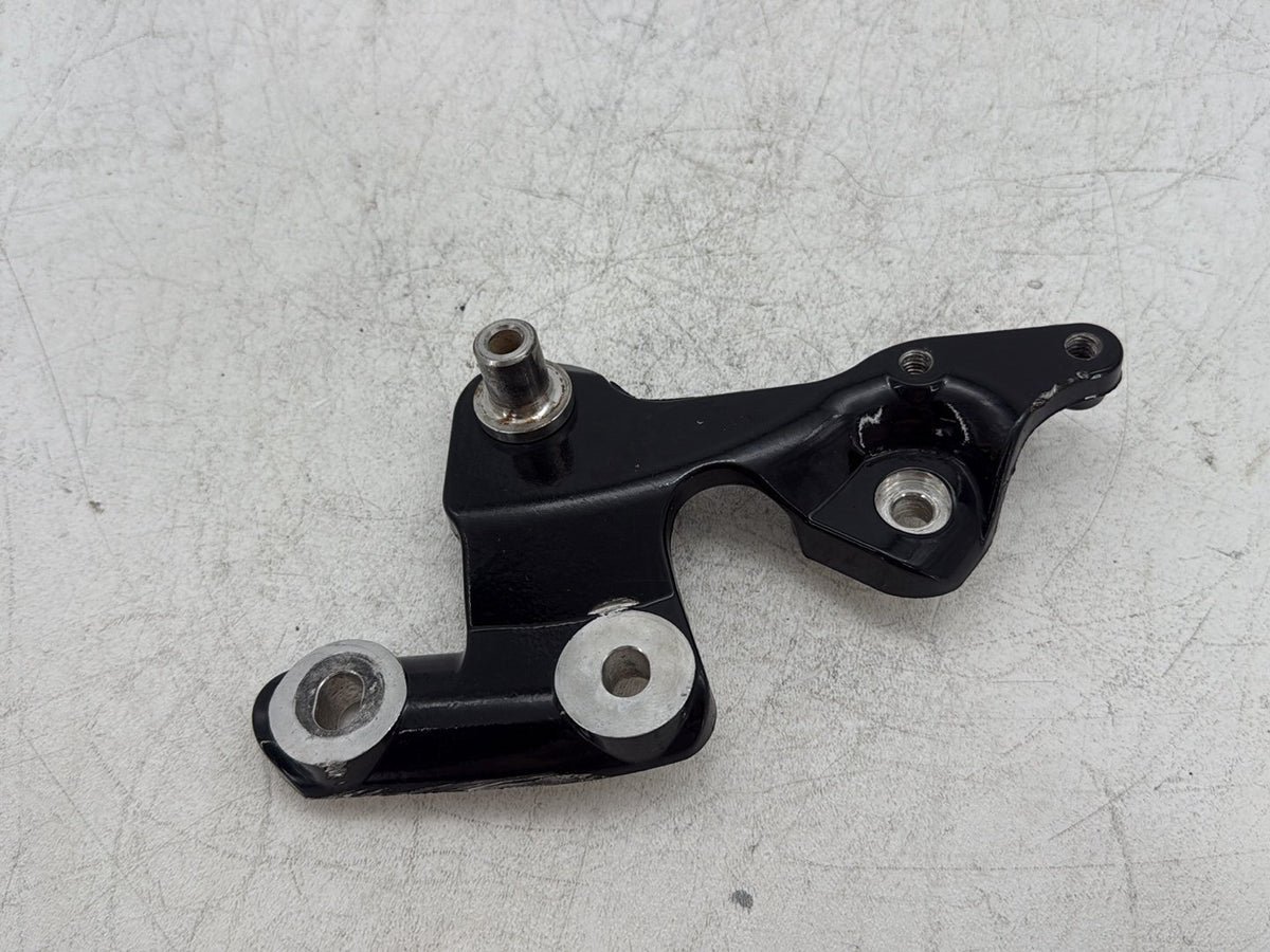 2019 Harley Softail Street Bob FXBB OEM Mounting Brackey Holder Support Bas