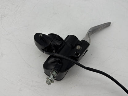 1999 - 2006 Harley-Davidson Touring Electra Glide Classic Front Right Brake Lever Master Cylinder 45013-96D