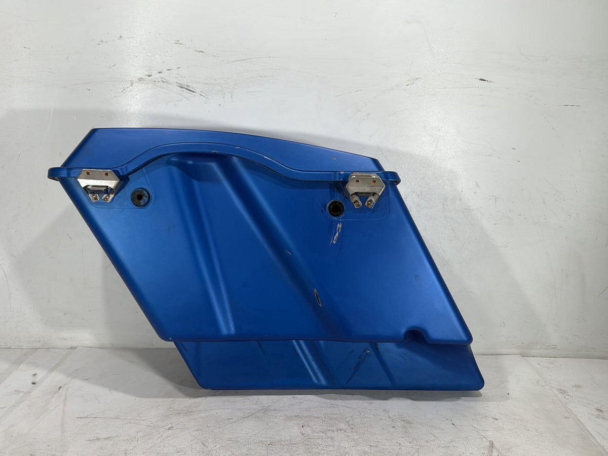 2007 Harley Street Glide Touring FLHX OEM Right 1 Saddlebag Luggage NO Key