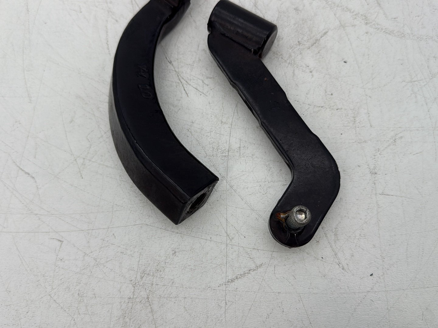2005 Harley Touring FLHRCI Road King Classic OEM Left 1 Footboard Mount Bracket
