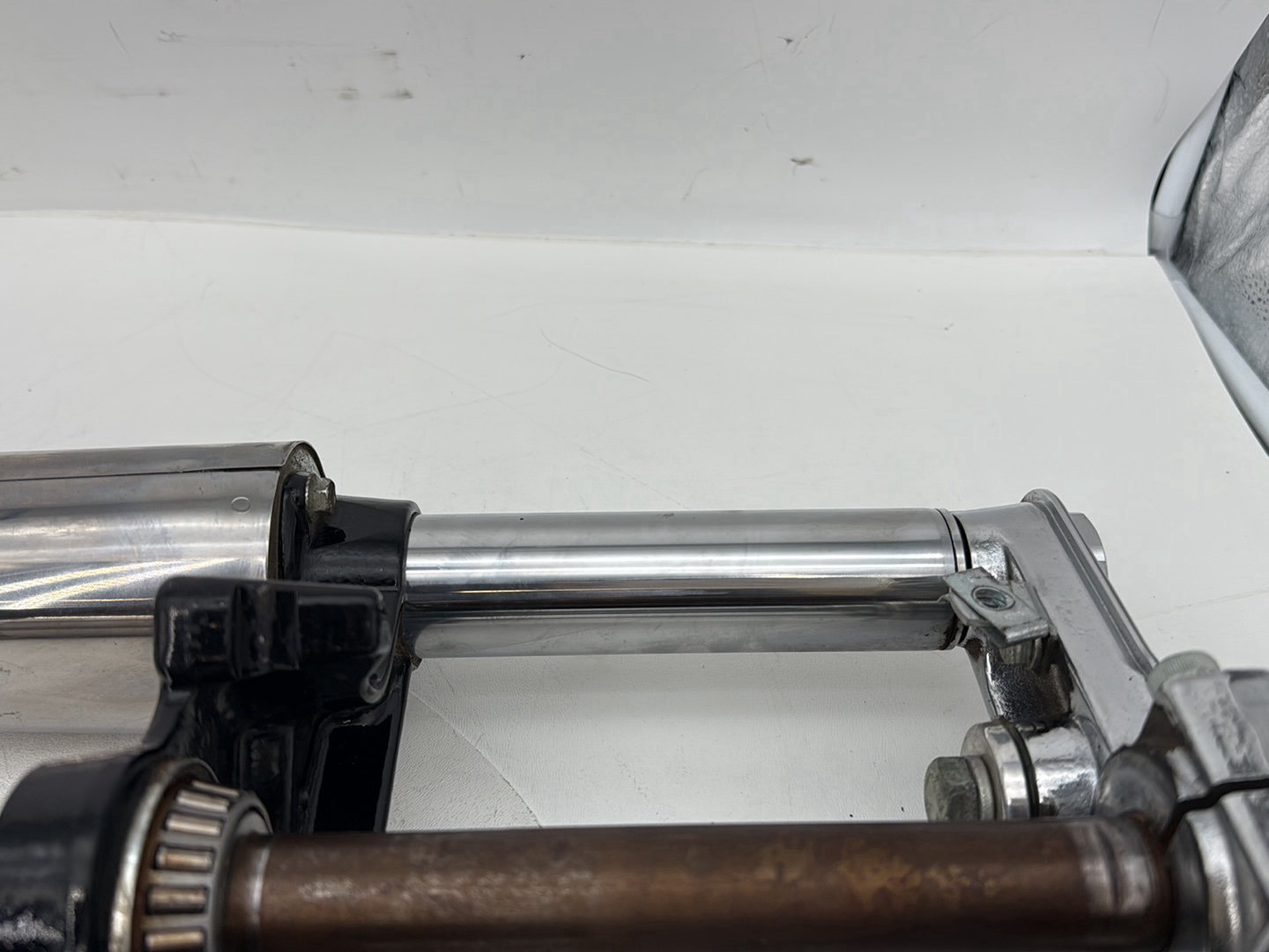 1999 - 2006 Harley-Davidson Softail Heritage Front Triple Tree Set & LH RH Fork Legs Sliders 45605-00 ,  45930-00