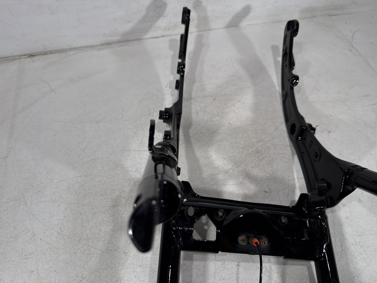 2011 Harley Electra Touring Police OEM Rear Back Sub Frame Rail Bar 48079-09BHP