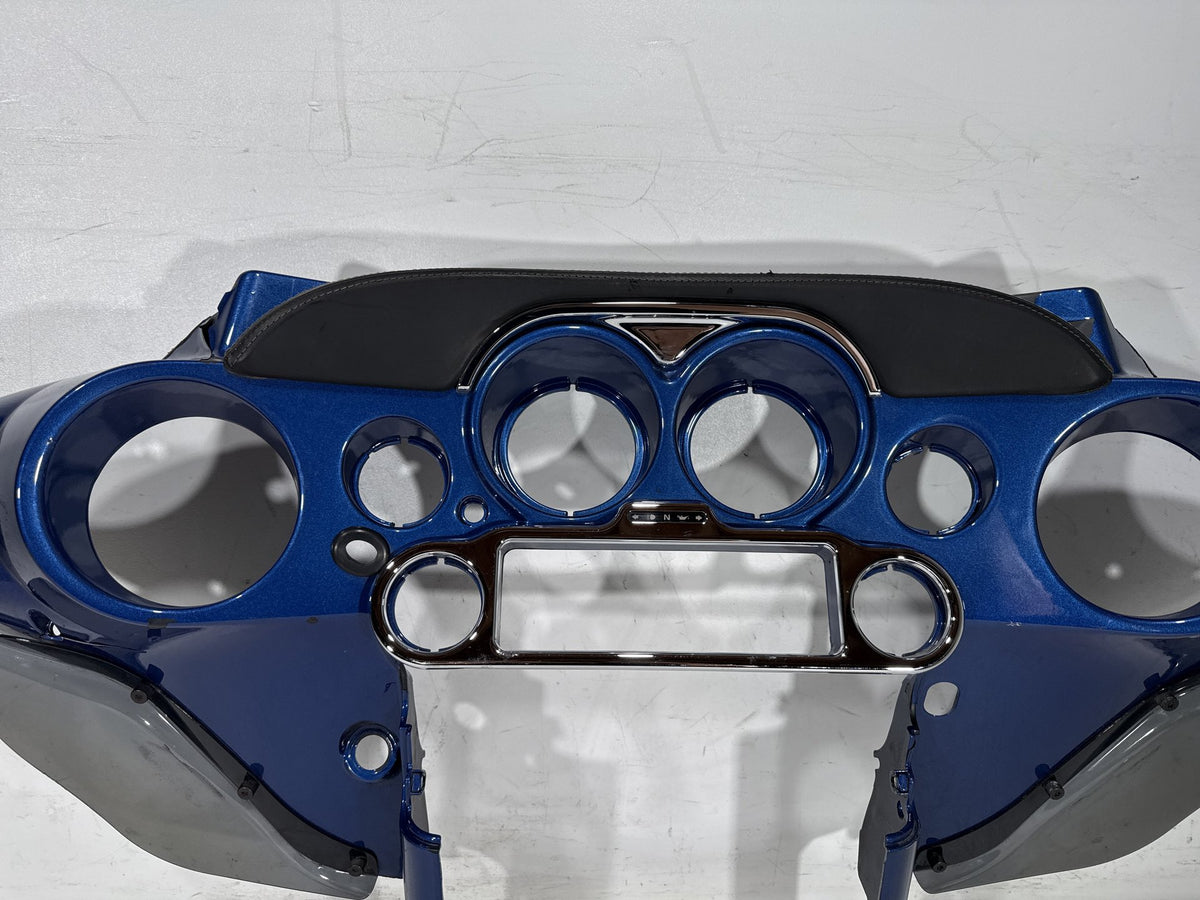 07 Harley Electra Glide Touring CVO Eagle OEM Front Inner Batwing Fairing Cover
