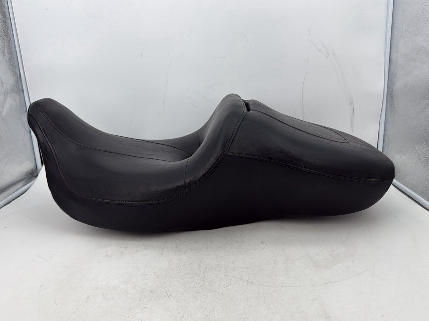 2008 Harley Touring FLHTCU Electra Glide Ultra OEM Passenger Rider Driver Seat Saddle