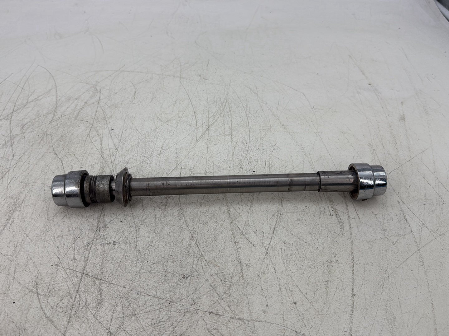 2000 Harley Softail FLSTC Heritage Classic OEM Front Wheel Axle Bolt Shaft