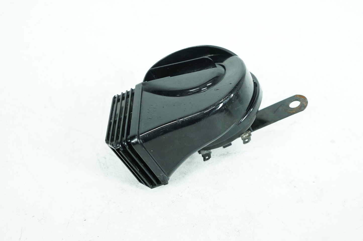 2000 - 2006 Harley-Davidson Softail Heritage Classic Signal Horn Klaxon Beep 69012-93A