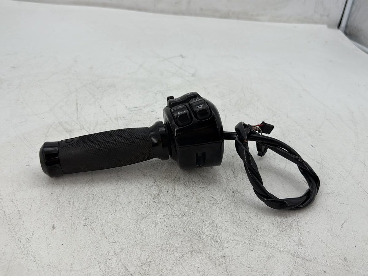 2018 Harley Electra Glide Touring OEM Right Engine Start Kill Switches Controls