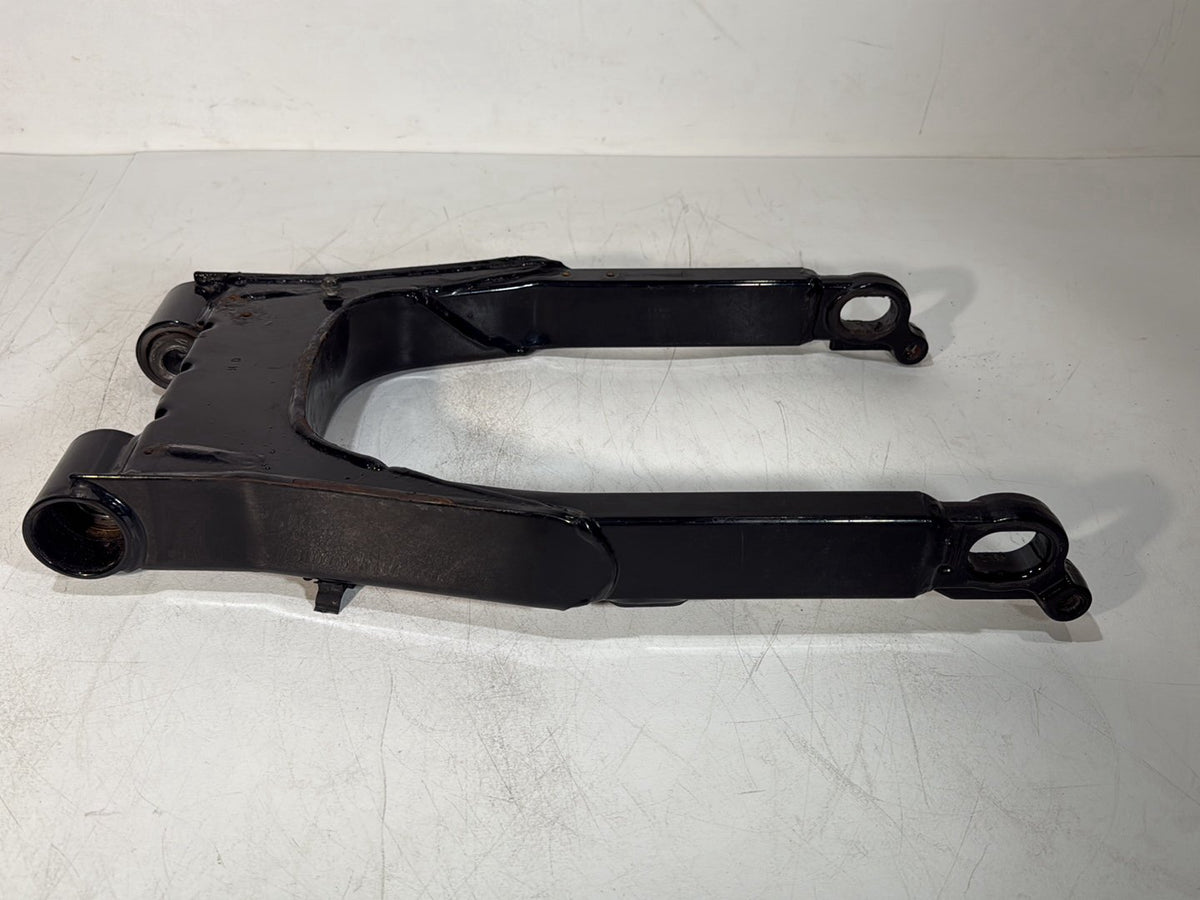2007 - 2012 Harley-Davidson Touring Electra Glide Ultra Rear Fork Swingarm Swing Arm 47549-02A