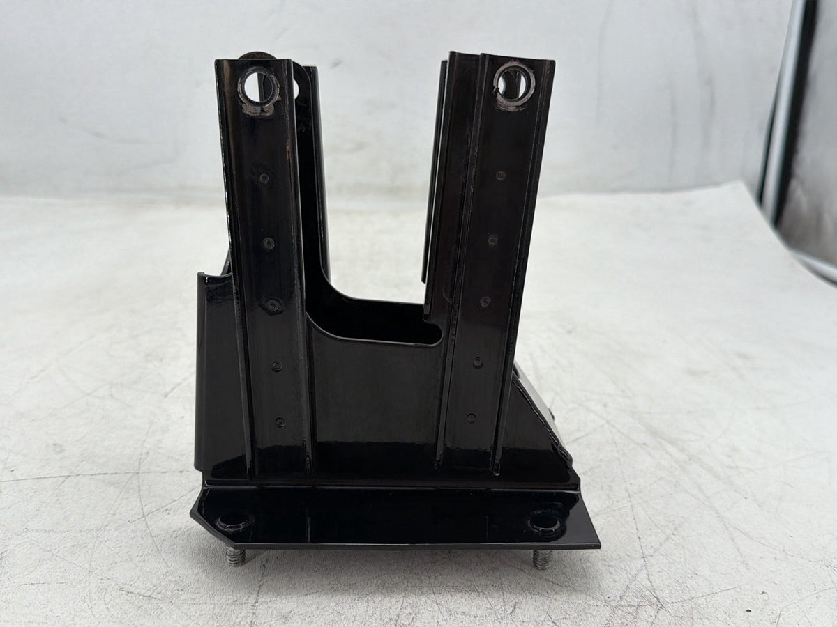2009 Harley Road Glide Touring FLTR OEM Inner Fairing Mount Support Bracket
