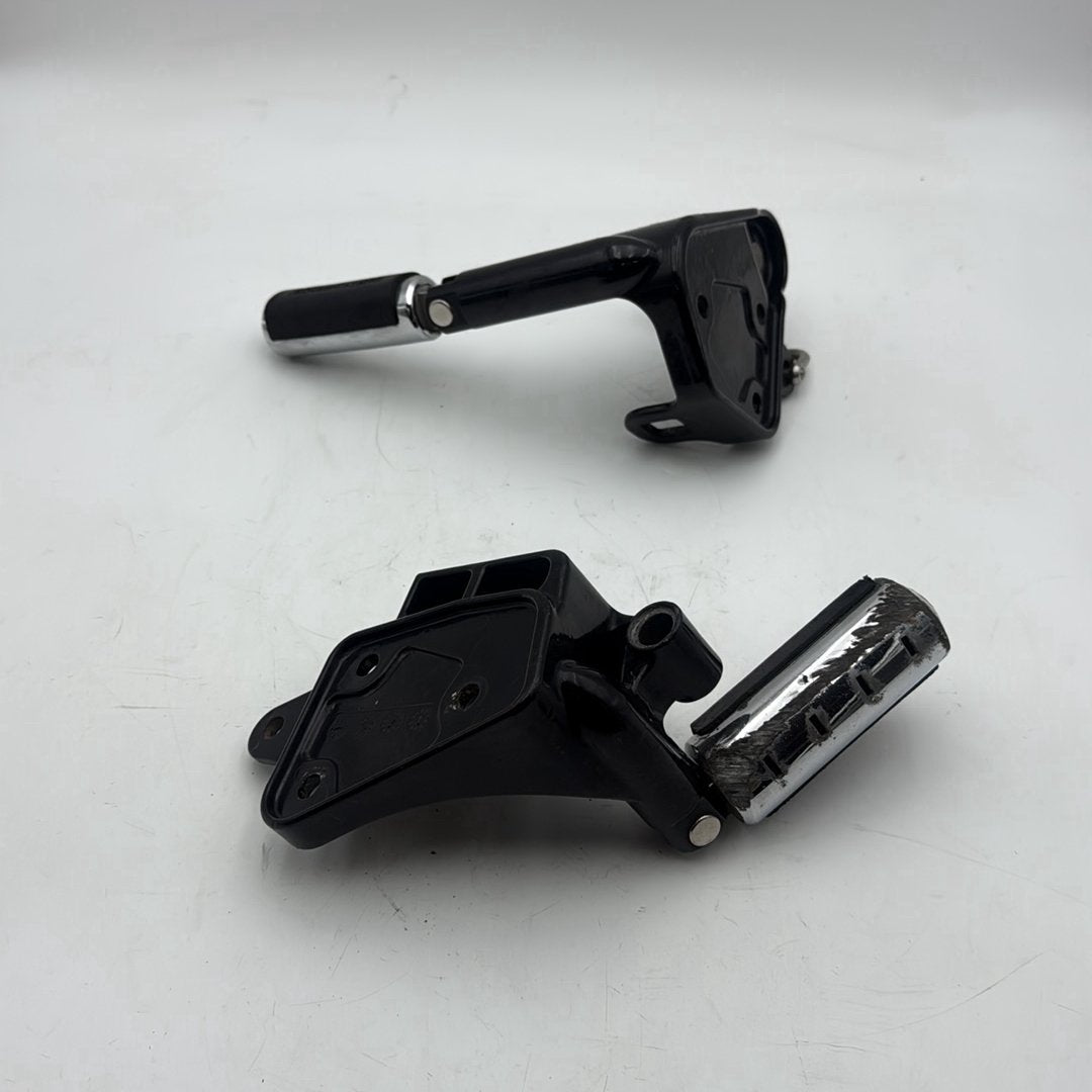 1999 - 2006 Harley-Davidson Softail Night Train Left & Right Driver Step Foot Rest Pegs  	42507-00B