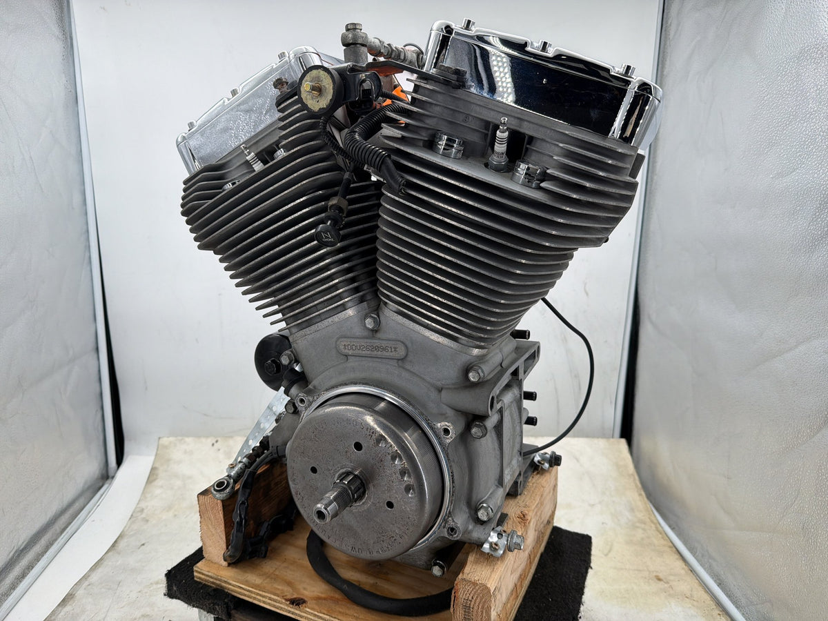2002 Harley Electra Glide Touring FLHT OEM CARB Twin Cam 88 Engine Motor 42K