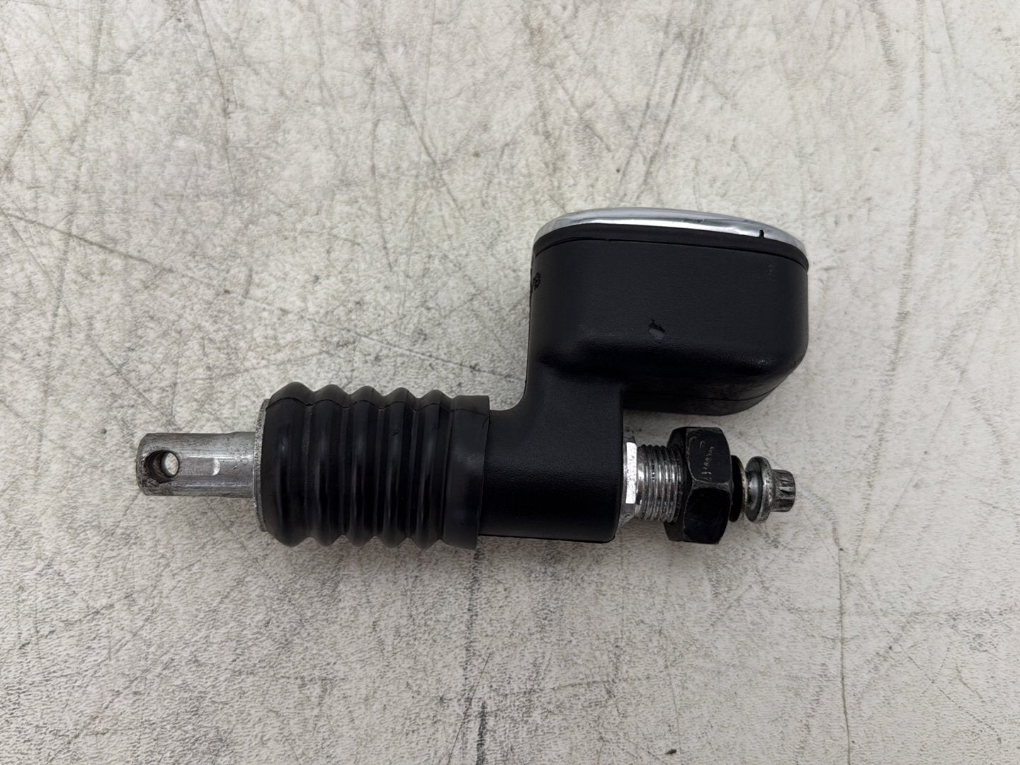 2007 Harley Touring FLHTC Electra Glide Classic OEM Rear Brake Master Cylinder Reservoir