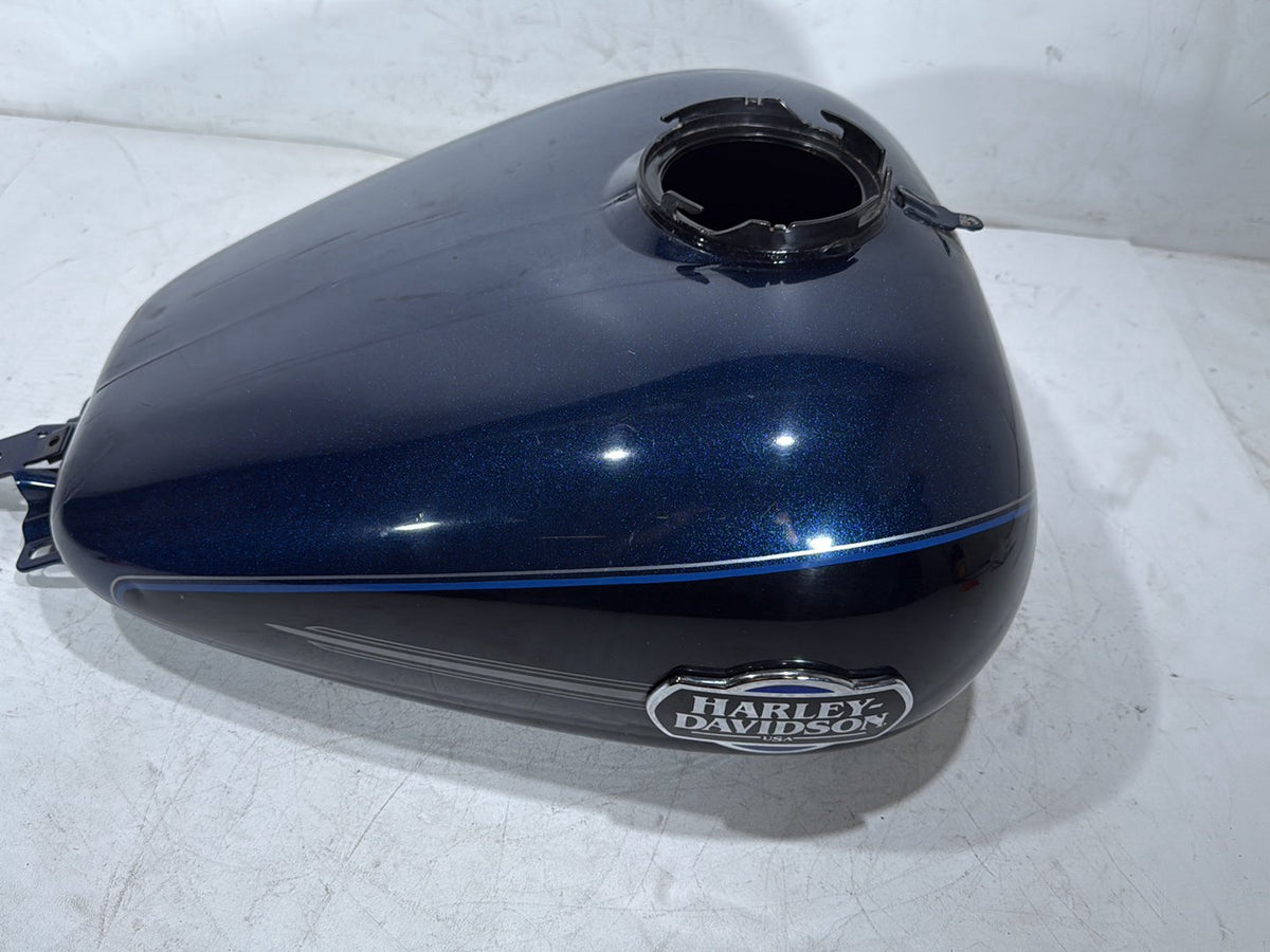 2012 Harley Electra Glide Touring Ultra OEM Fuel Gas Tank Gasoline Reservoir