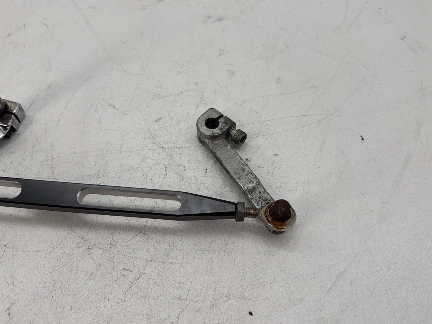 2006 Harley Touring FLHTCI Electra Glide Classic OEM Gear Shifter Lever w/ Rod linkage