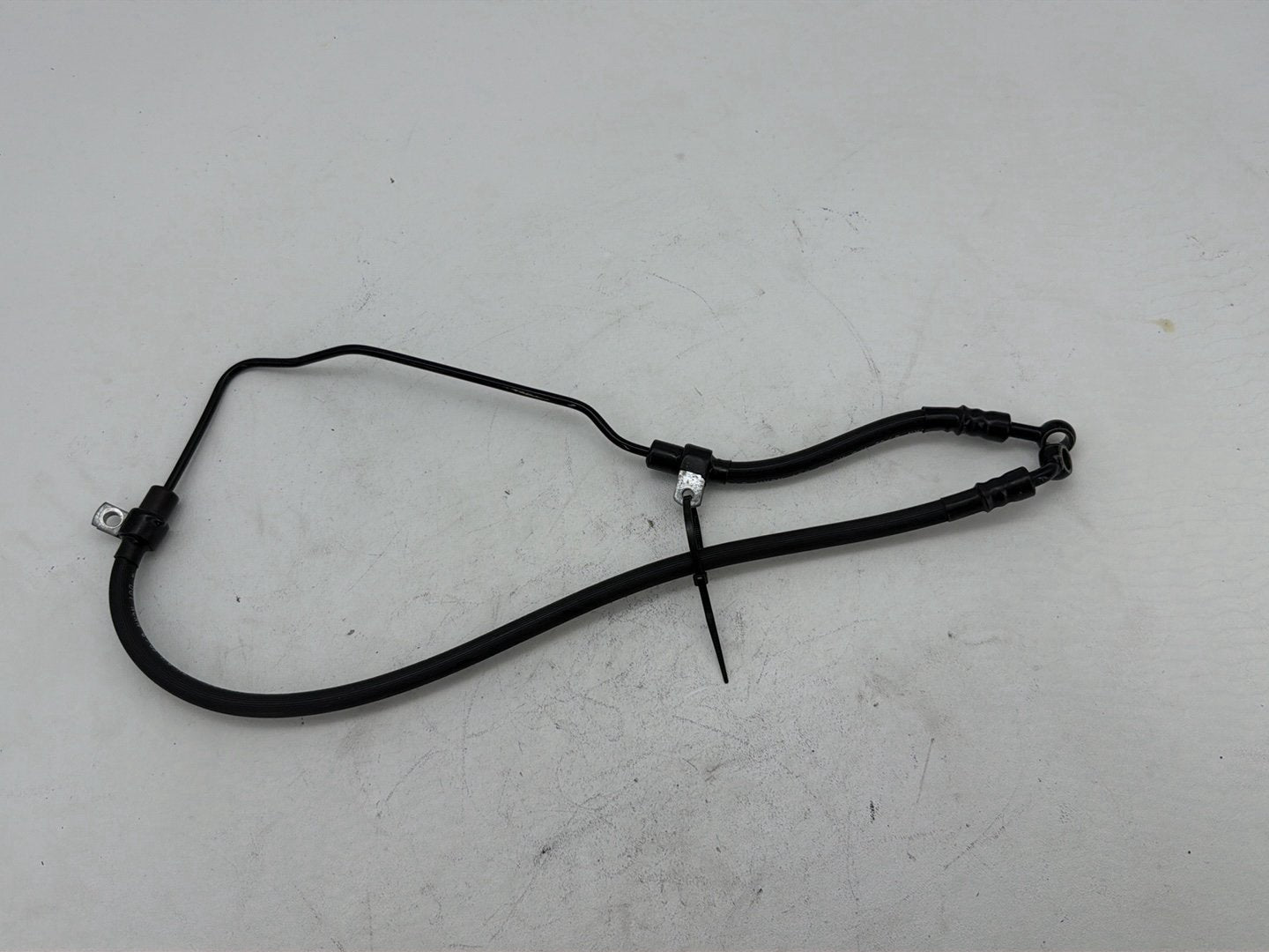 2006 Harley Sportster 883 XL883 OEM Front Brake Hose Line Pipe