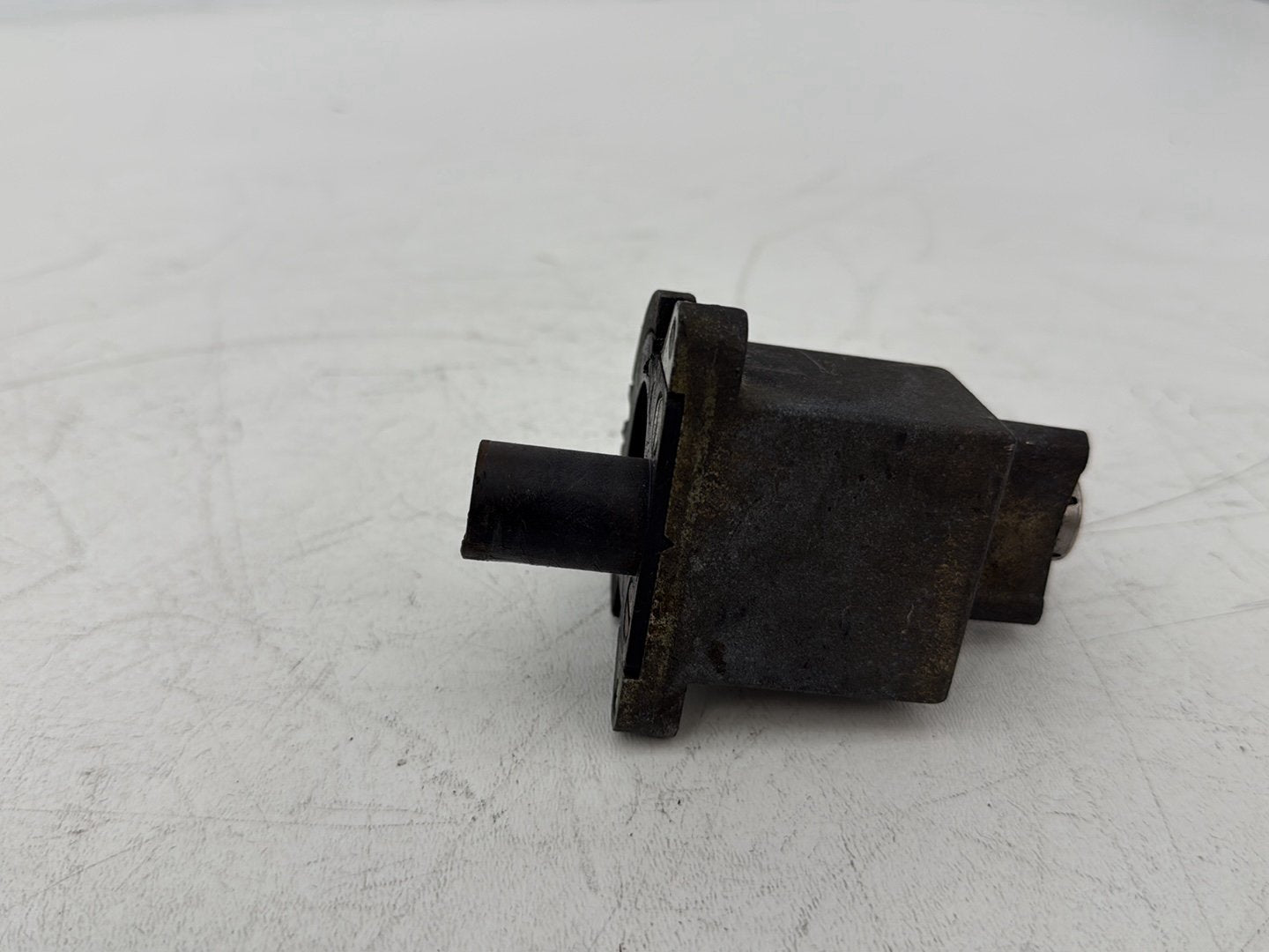 2006 Harley Touring Road King OEM Ignition Switch Cylinder Barrel Lockset NOKey