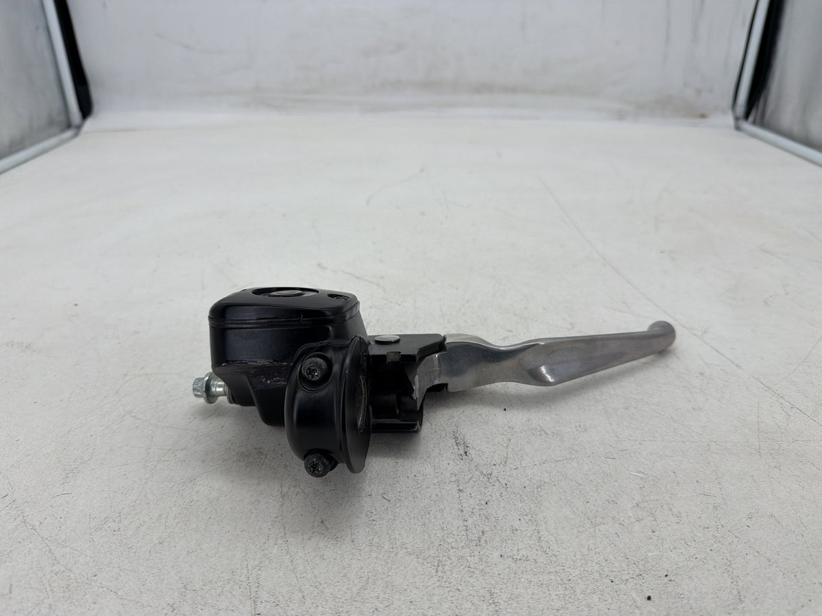 1998 Harley Electra Touring Ultra OEM Front Right Brake Lever Master Cylinder
