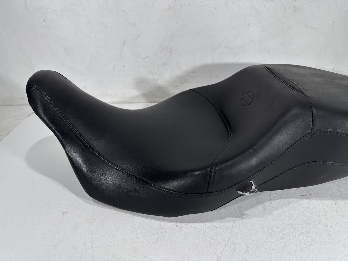 2011 Harley Road King Touring FLHR OEM Passenger Rider Driver Seat Saddle TORN!