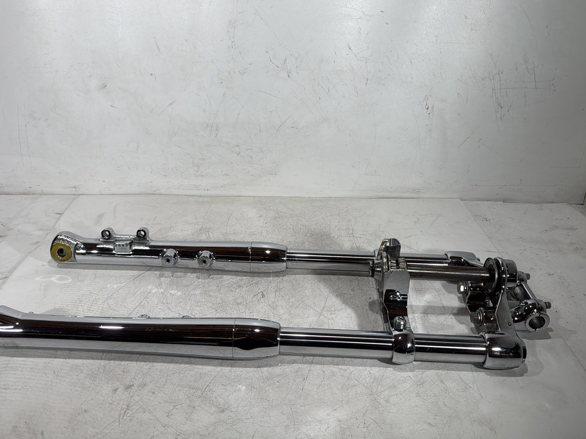 2003 Harley Softail Deuce FXSTD Front Triple Tree Set & LH RH Fork Legs Sliders