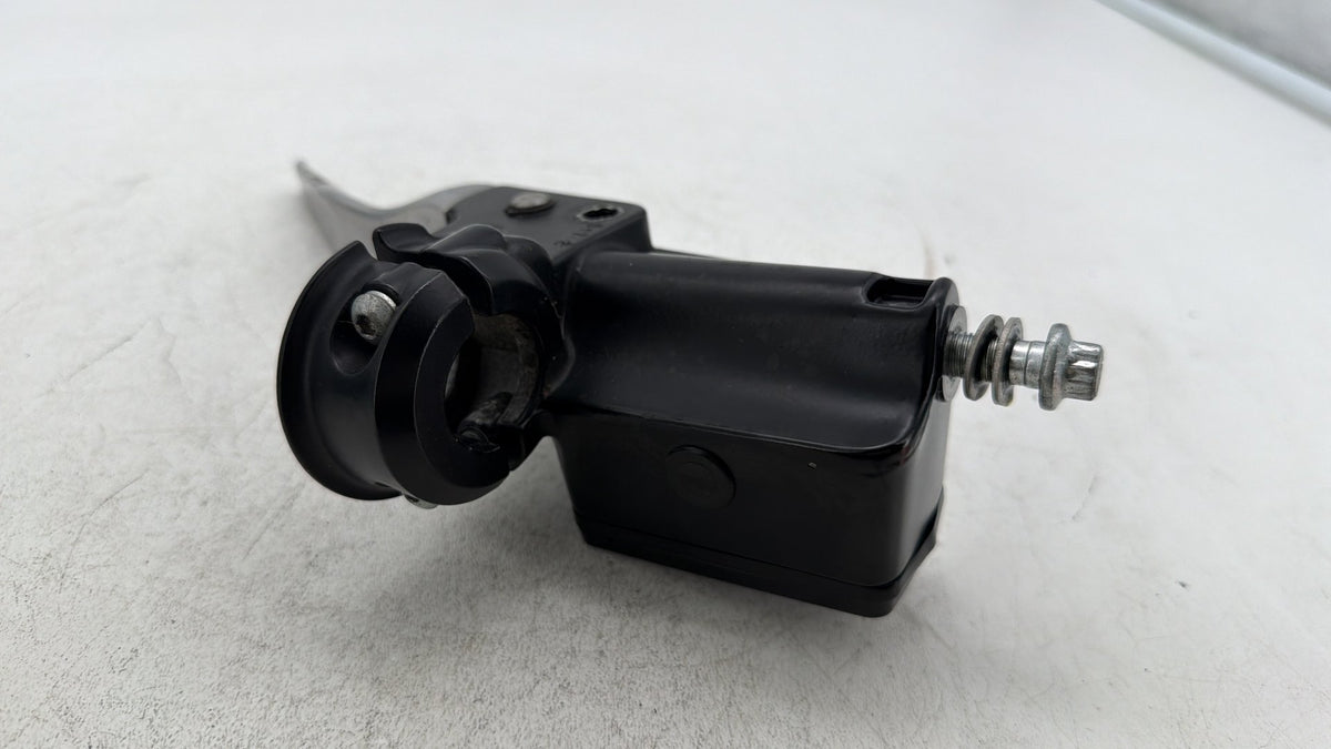 1993 Harley Electra Touring Sport OEM Front Right Brake Lever Master Cylinder