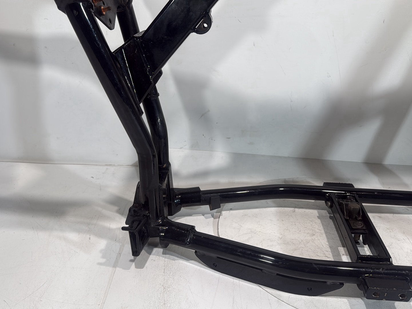 1999 - 2006 Harley-Davidson Dyna Super Glide Body Main Frame Chassis CLN CLR 47463-06BHP