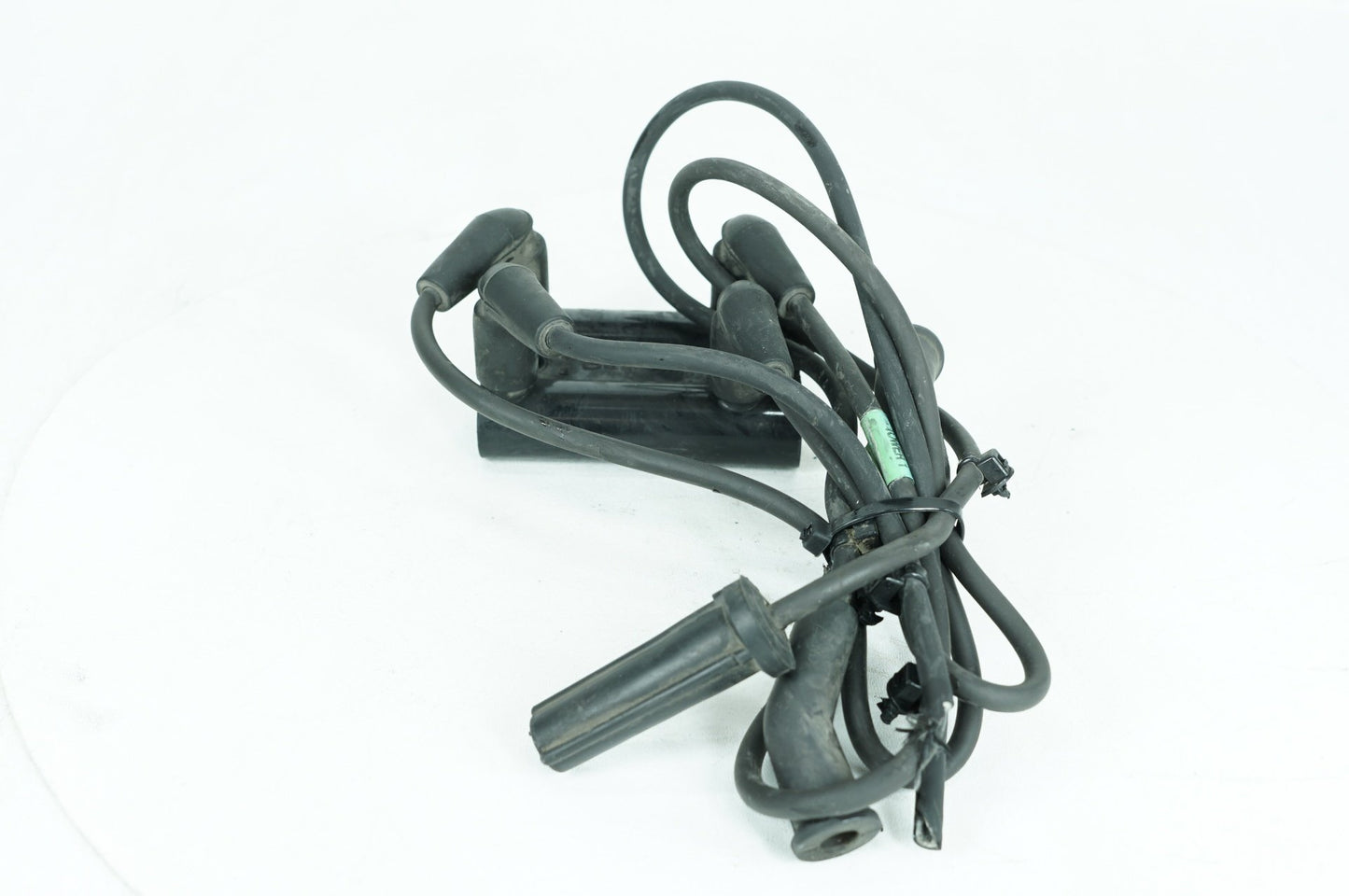 2019 Harley Touring FLHX Street Glide OEM Ignition Coil Spark Plugs Cable