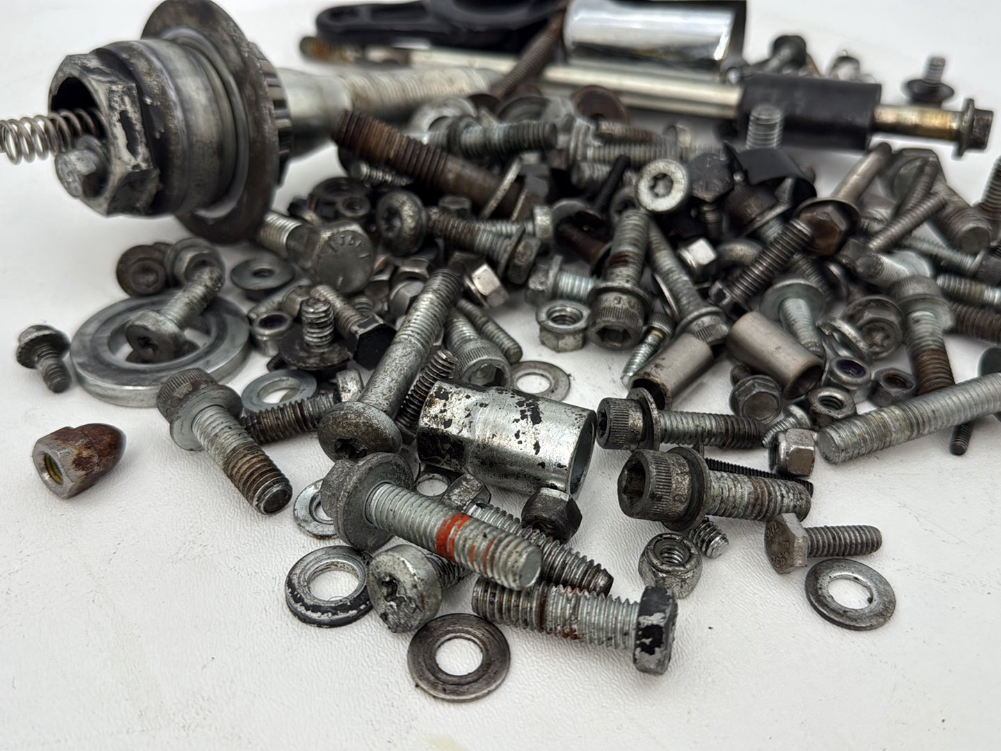 2019 - 2023 Harley-Davidson Touring Road King Special Hardware Bolts Nuts & Brackets 16400005