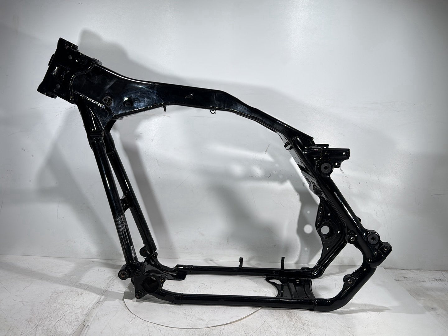2011 Harley Street Glide Touring FLHX OEM Body Main Frame Chassis SLVG