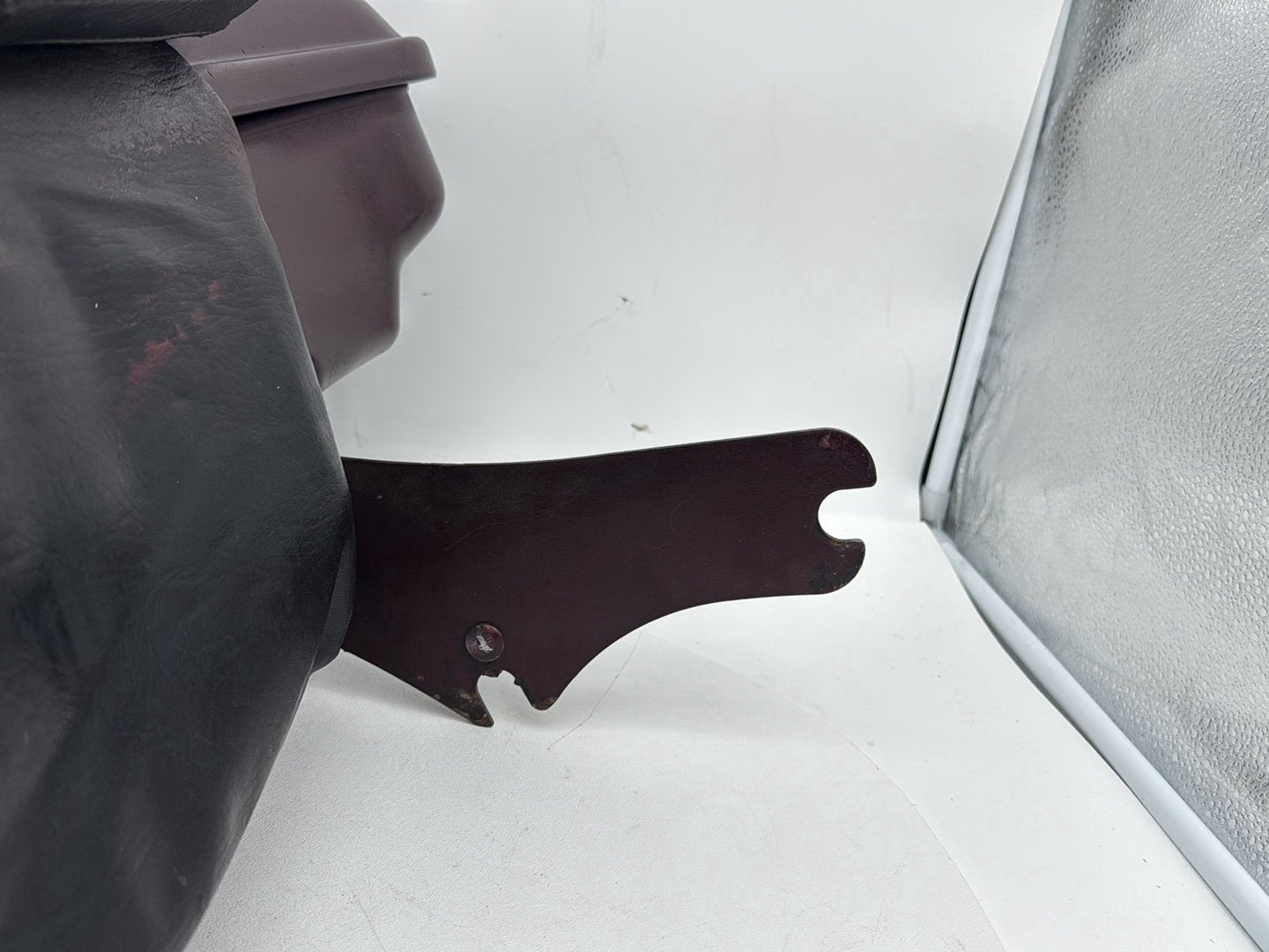 Harley-Davidson Misc  Pass Backrest Tour Pak Luggage NOKey 79147-08
