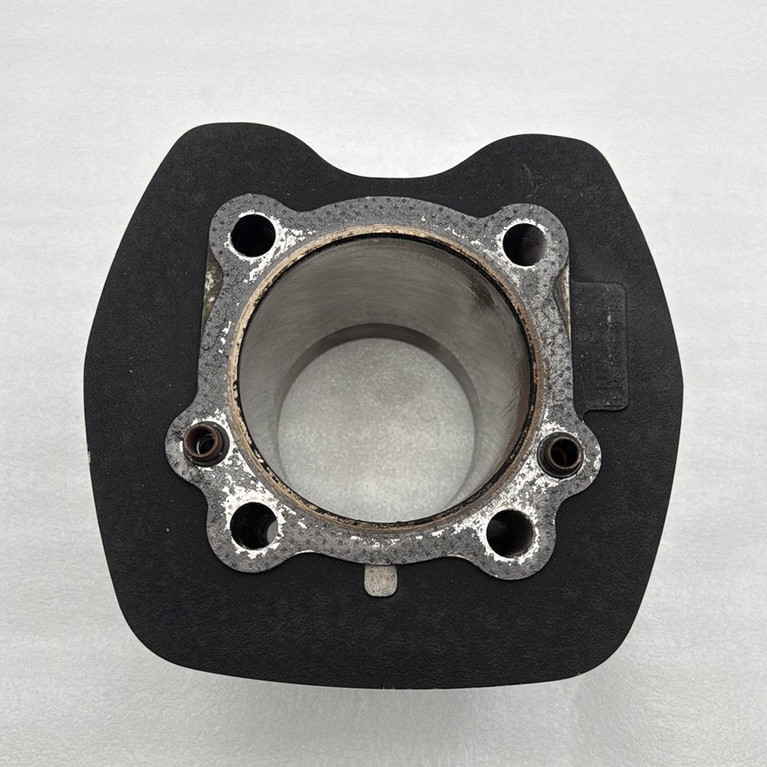 1999 - 2006 Harley-Davidson Touring Road King Engine Cylinder 16526-99