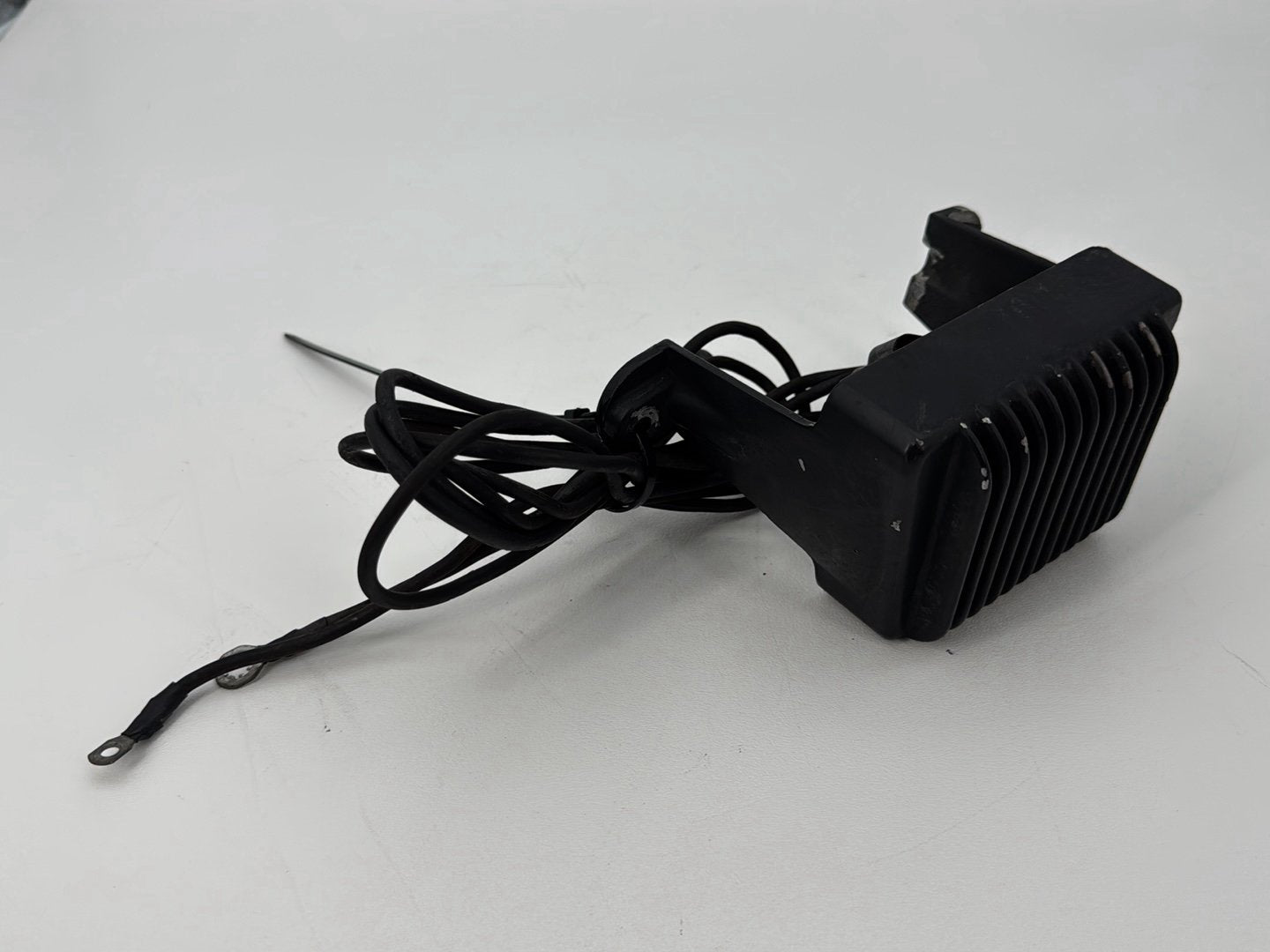 1999 - 2006 Harley-Davidson Touring Electra Glide Classic Voltage Regulator Rectifier   	74505-97A