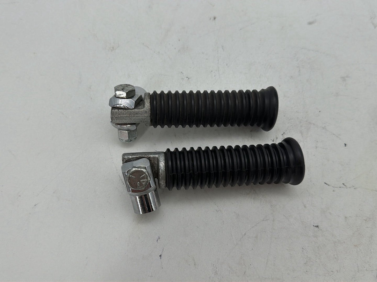 1992 Harley Heritage Softail Classic FLSTC OEM Left & Right Step Foot Rest Pegs