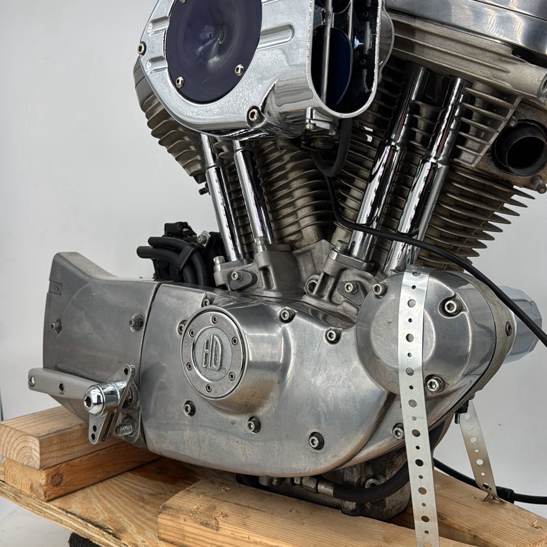1986 - 2003 Harley-Davidson Sportster Hugger 883 CARB 883 Engine Motor Transmission 16061-97