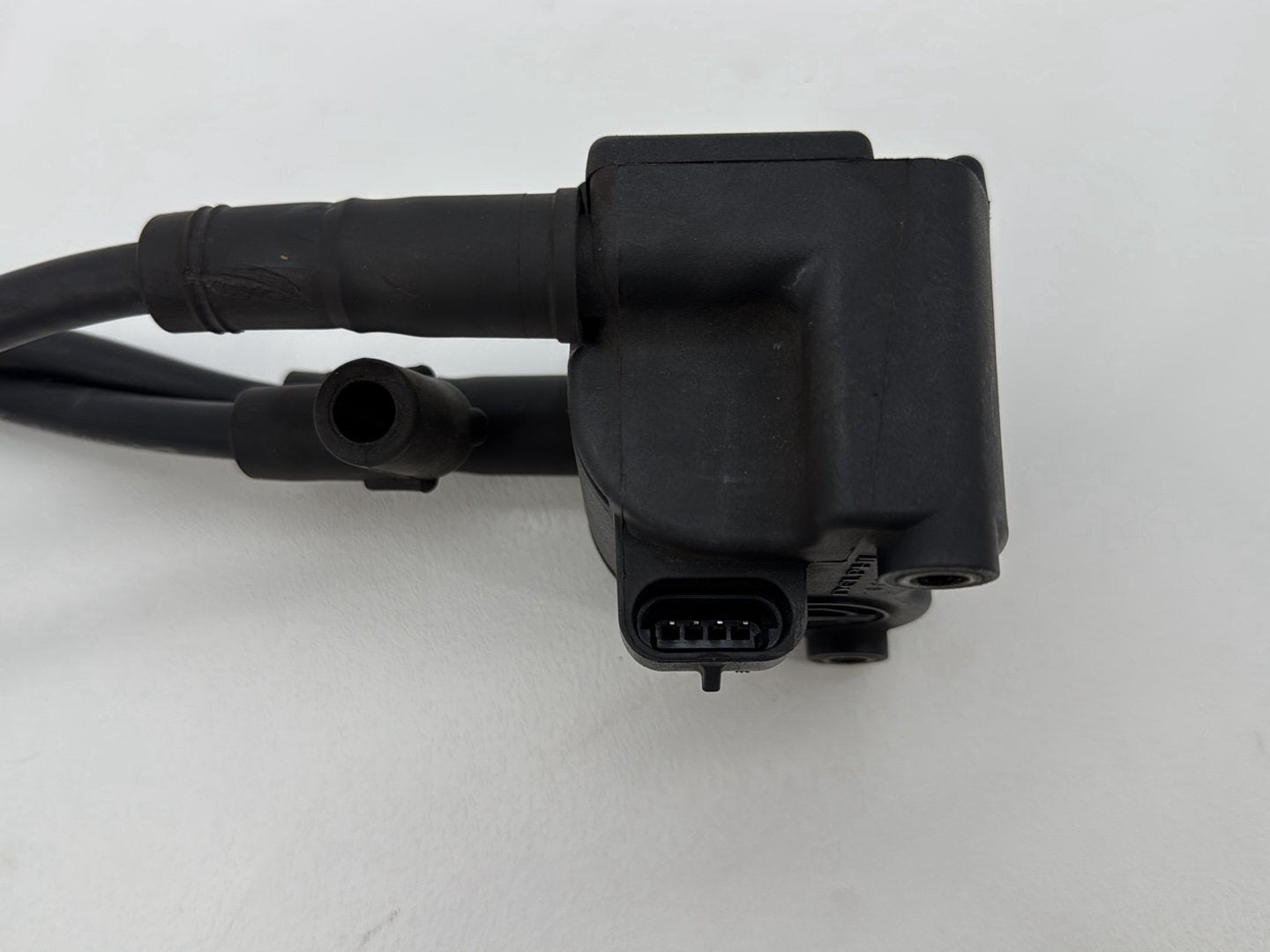 2006 - 2017 Harley-Davidson Dyna Street Bob Ignition Coil Spark Plugs Cable 31743-01