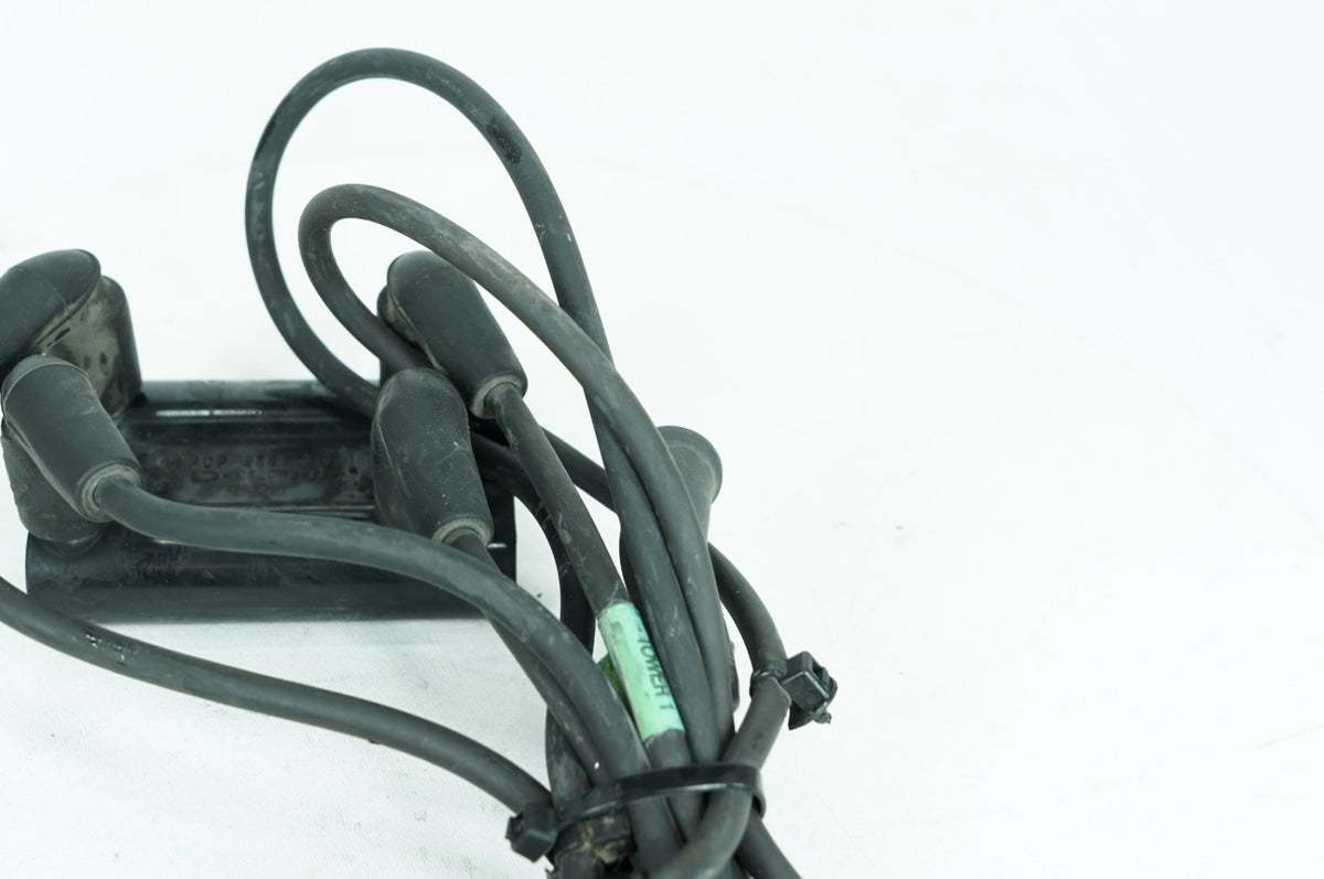 2019 Harley Touring FLHX Street Glide OEM Ignition Coil Spark Plugs Cable