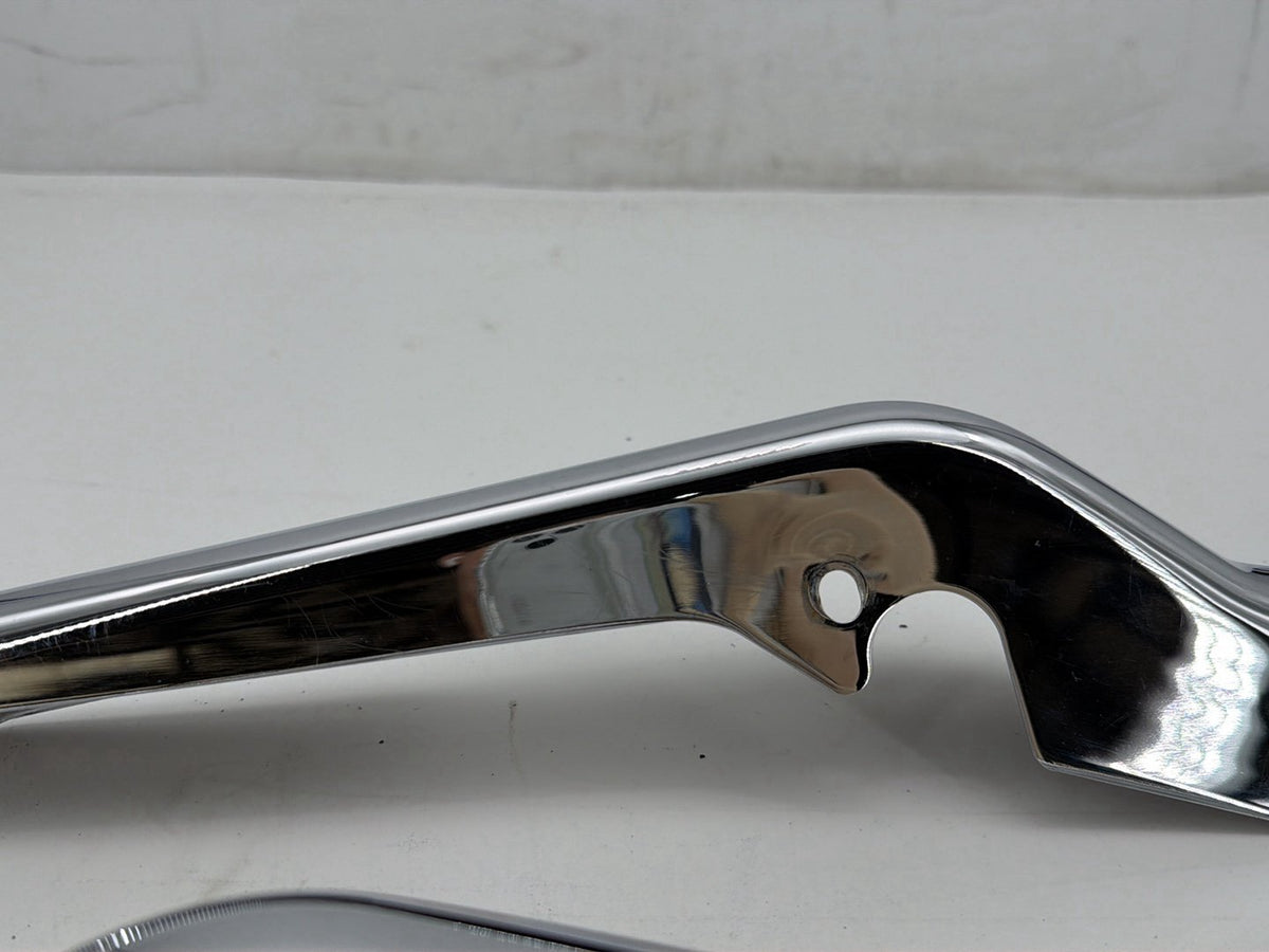 2008 Harley Electra Glide Ultra FLHTCU Rear Fender Struts Bracket OEM