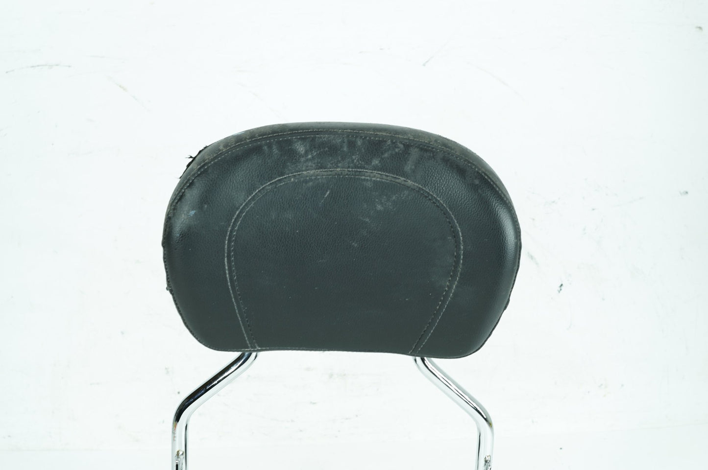 1999 - 2006 Harley-Davidson Touring Road King Classic Rear Sissy Bar w/ Backrest Cushion Pad 52723-06