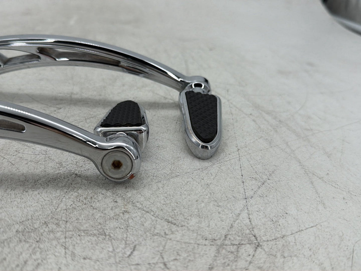 2009 Harley Road Glide Touring FLTR OEM Gear Shifter Lever Pedal Pedals